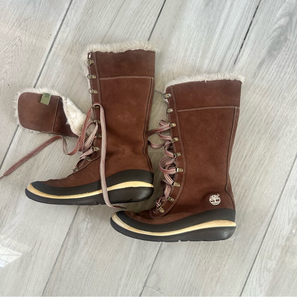 Timberland Women's Brown Suede Winter Boots with Soft Cloud Fur inside Sz 6.5M
